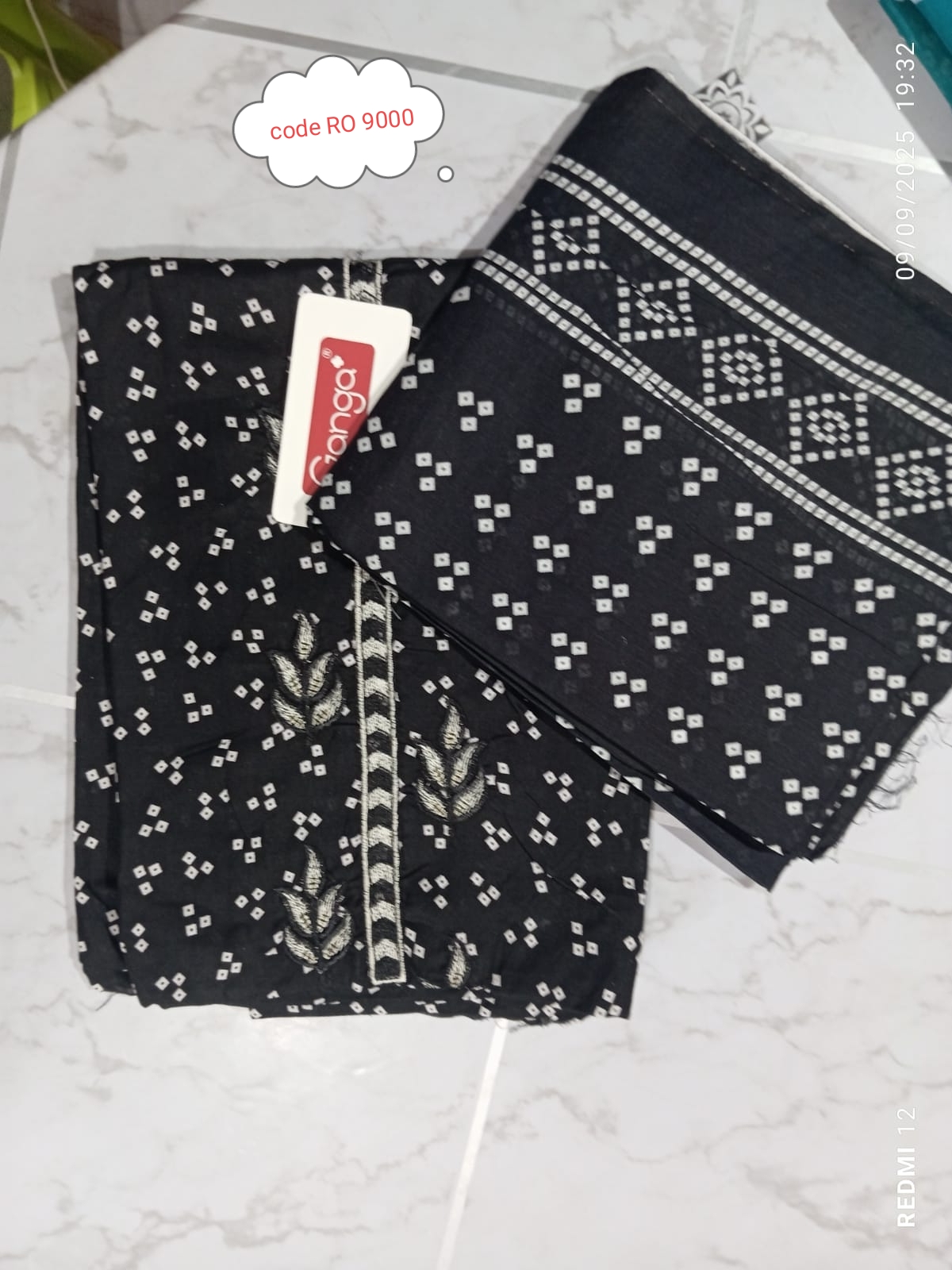 Indian gonga three piece with embroidery work code Ro 9000