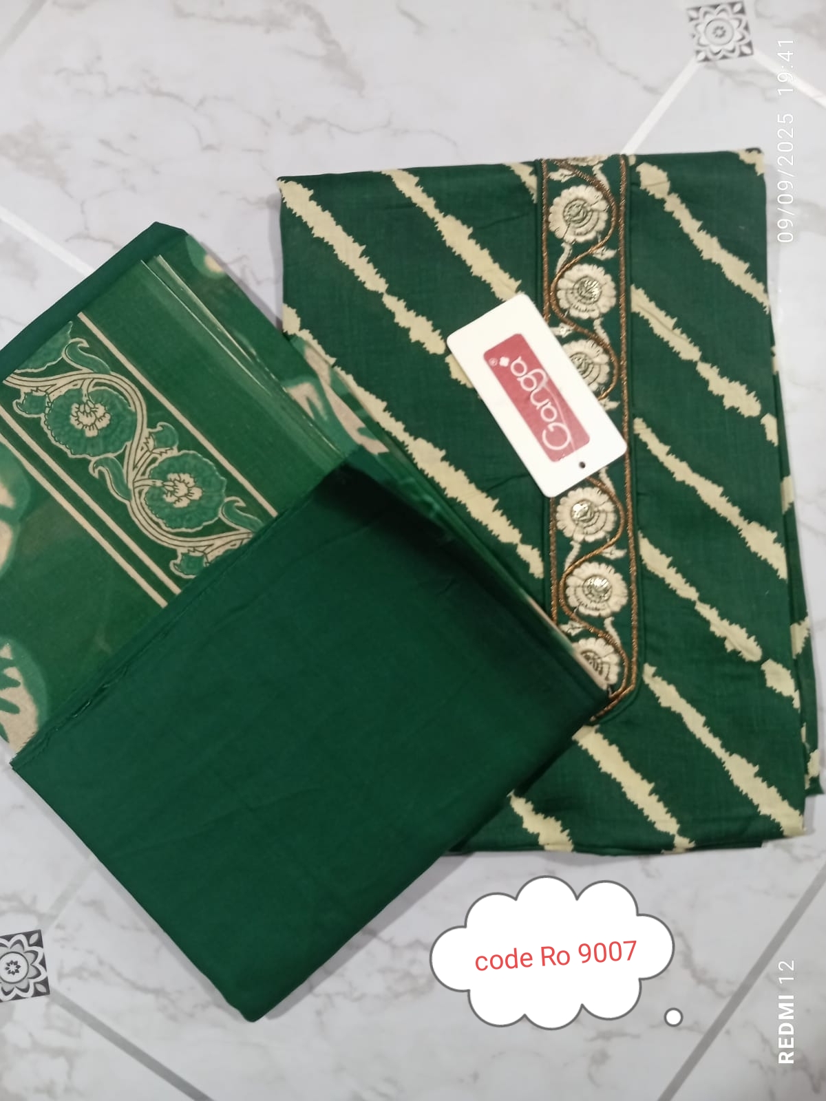 Indian gonga three piece with embroidery work code Ro 9007