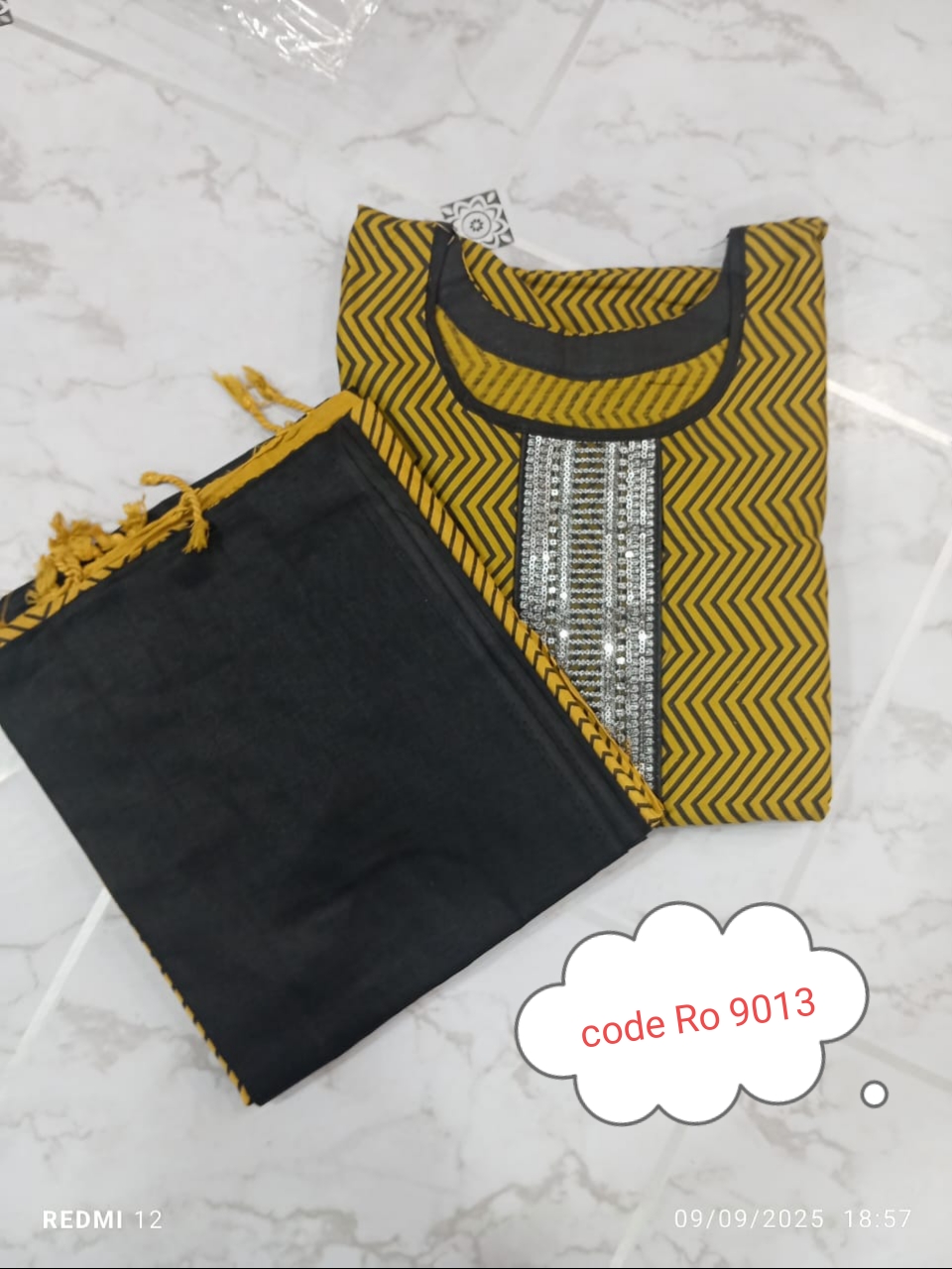 Aarong pure cotton with embroidery secuince work code RO 9013