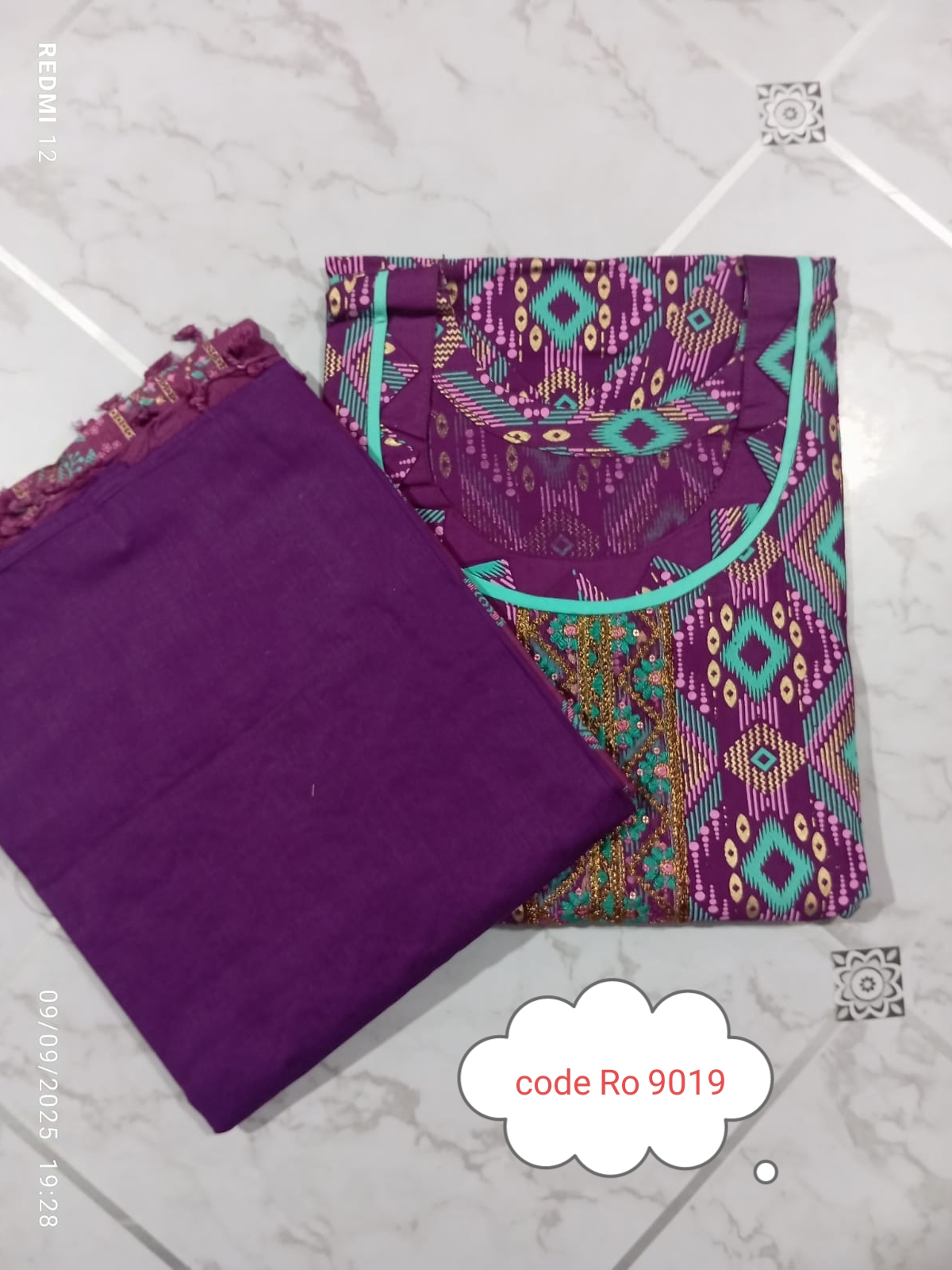 Aarong pure cotton with embroidery secuince work code RO 9019