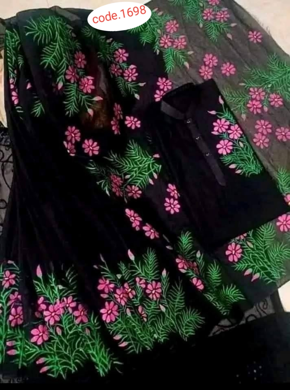 Hand Print saree with Punjabi couple set code 1698