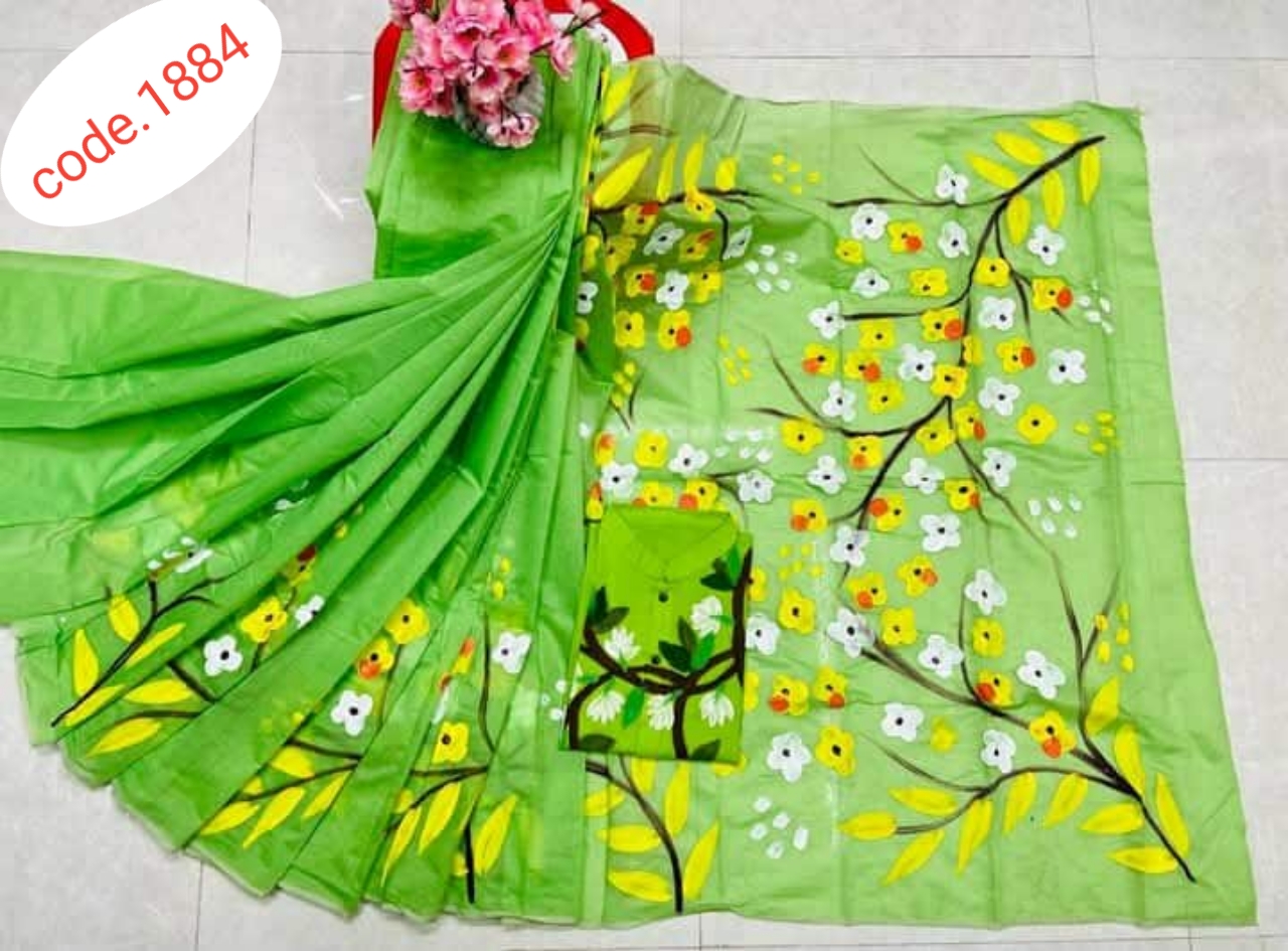 Hand Print saree with Punjabi couple set code 1884