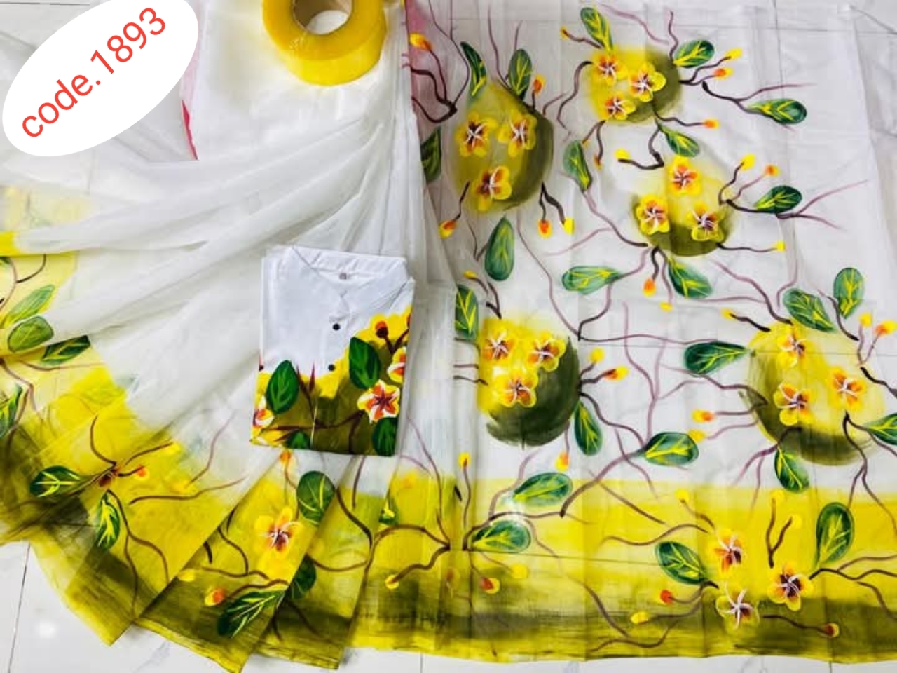 Hand Print saree with Punjabi couple set code 1893