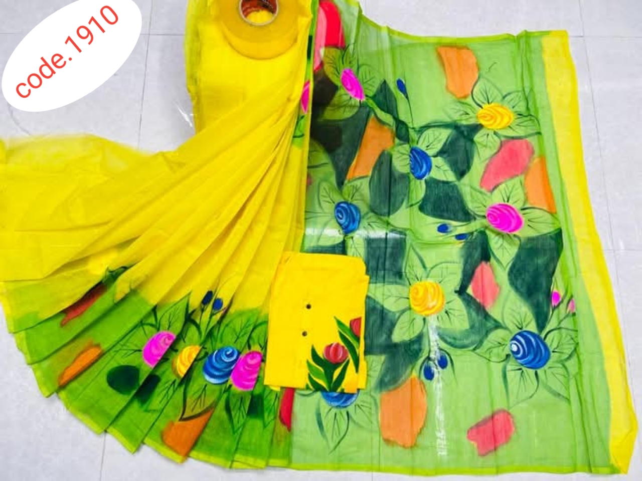 Hand Print saree with Punjabi couple set code 1910