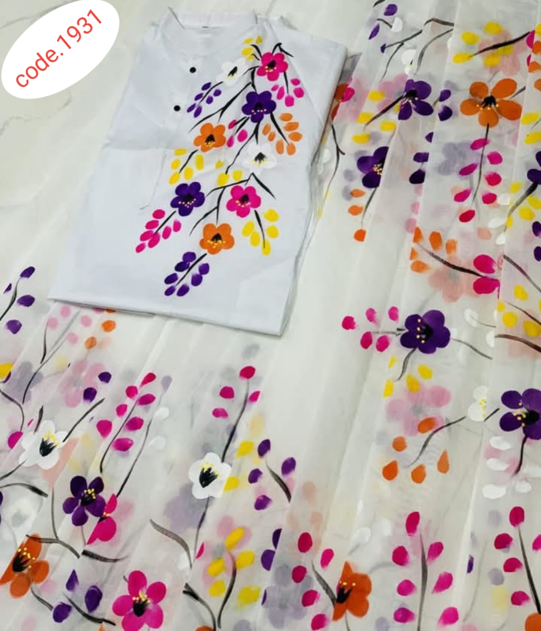 Hand Print saree with Punjabi couple set code 1931