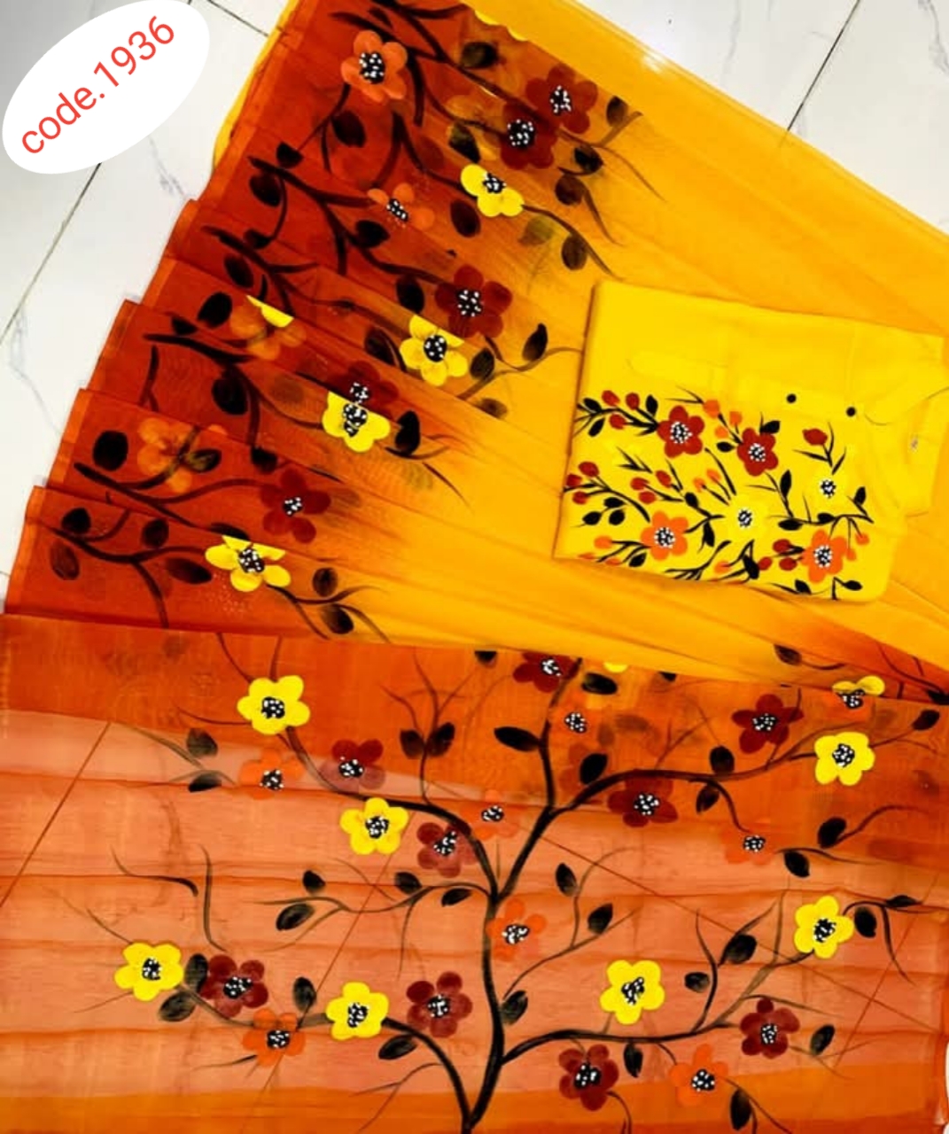 Hand Print saree with Punjabi couple set code 1936