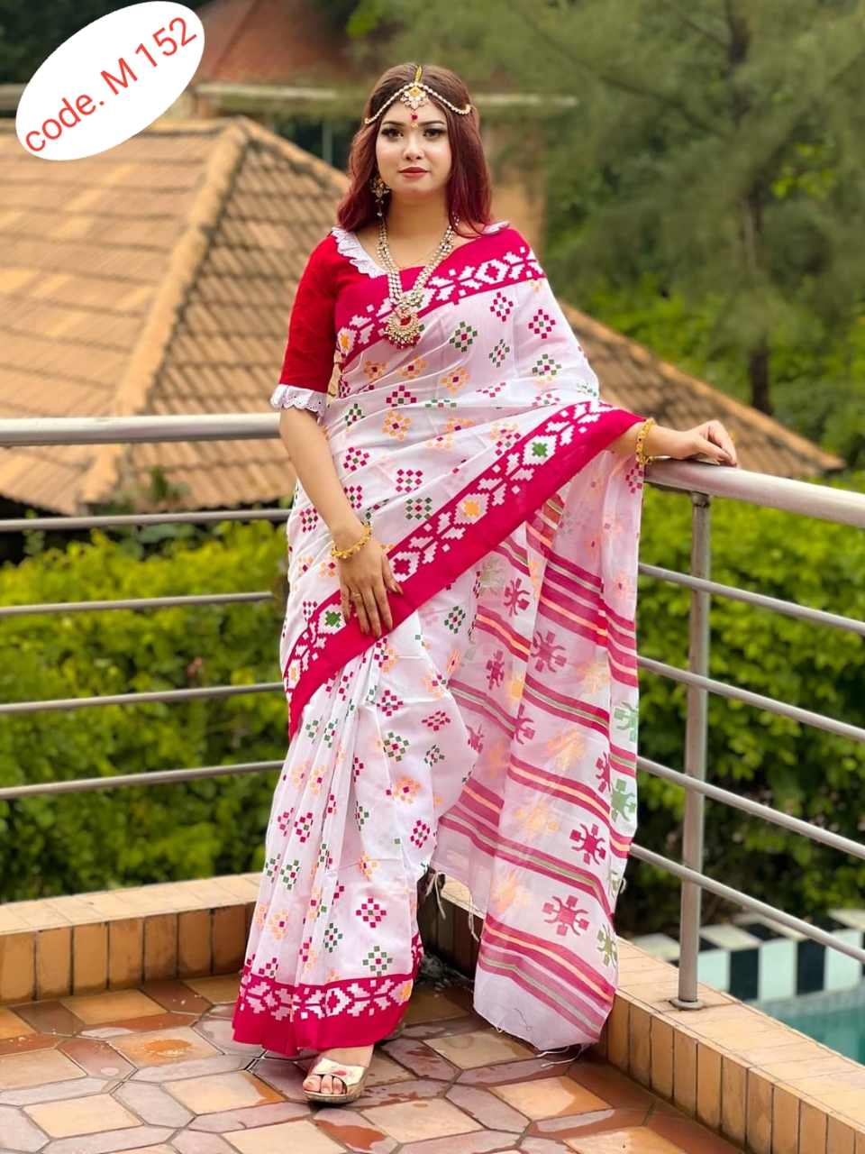Half silk saree skin print kaj  code M 152