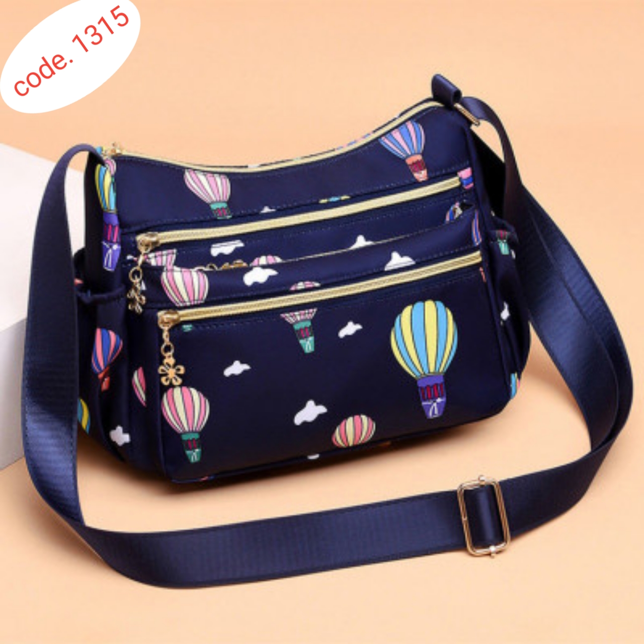 Korean sports travel shoulder bag code. 1315