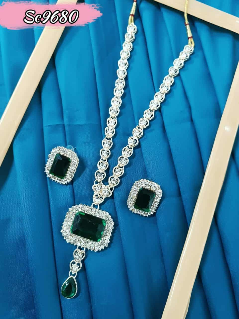 Jewelry collection Sc 9680