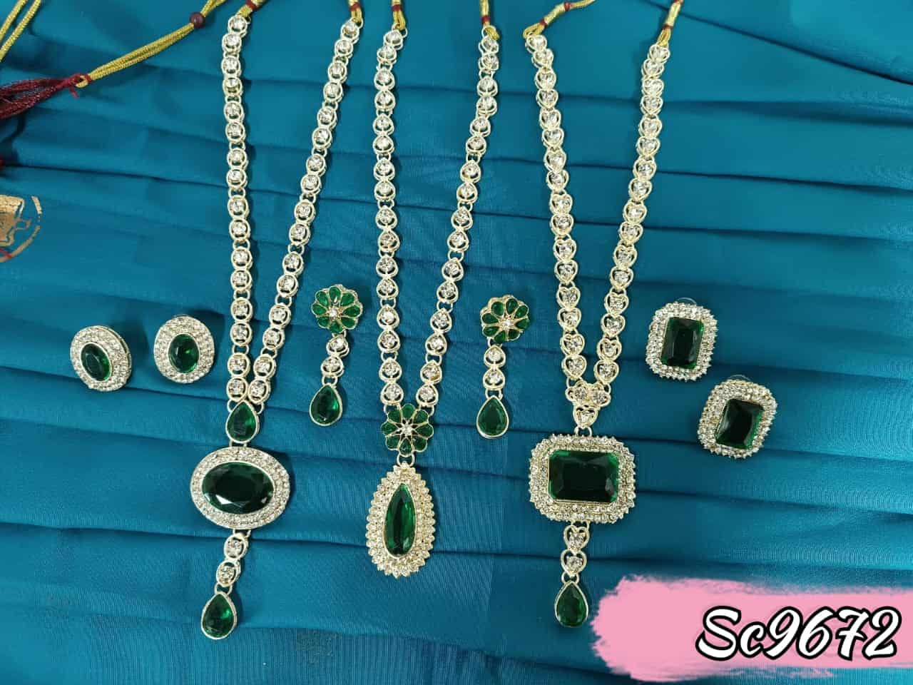 Jewelry collection Sc 9672