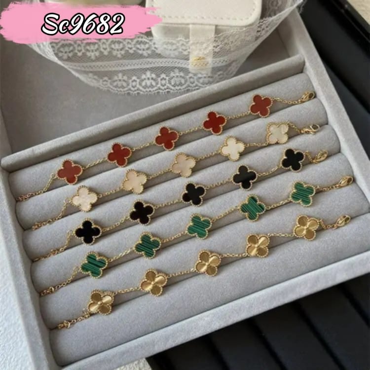 Korian Breslite Sc 9682